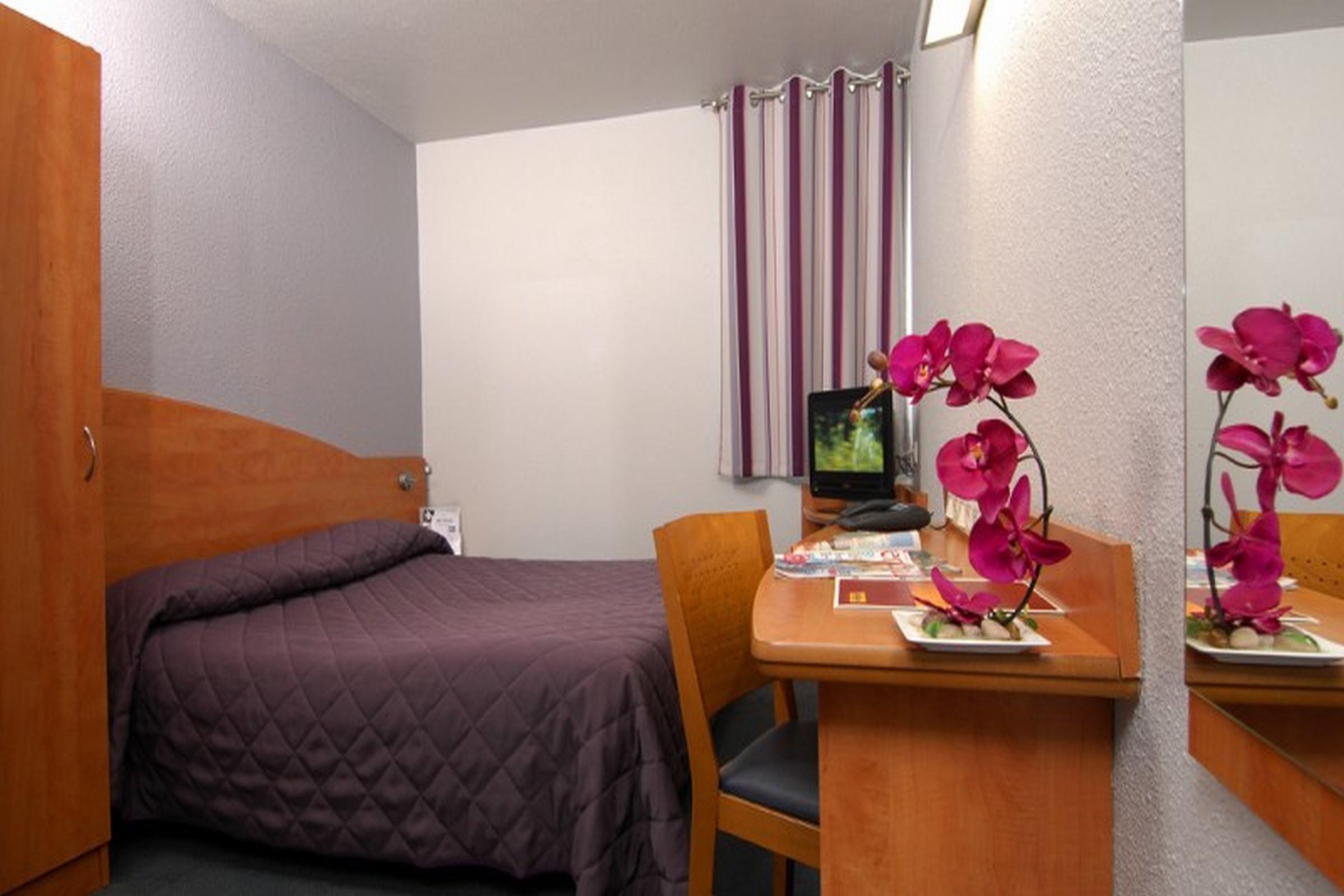 The Originals City, Hotel Nimes Costieres, Ex Inter Hotel Экстерьер фото