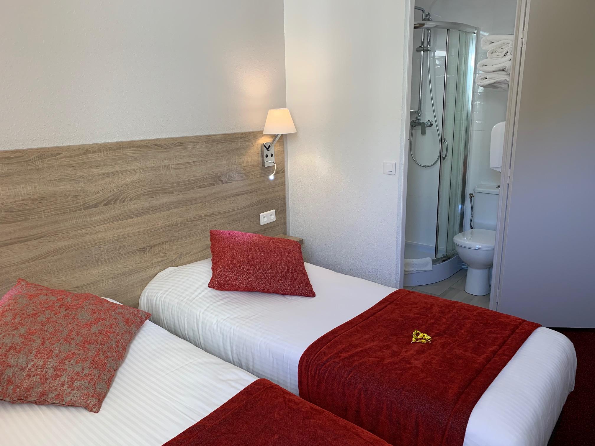 The Originals City, Hotel Nimes Costieres, Ex Inter Hotel Экстерьер фото
